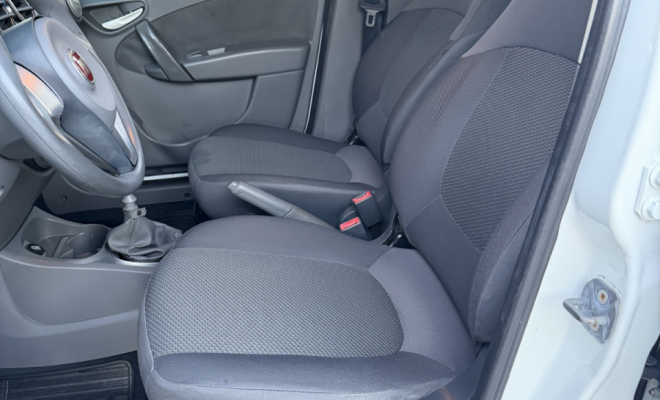 Fiat Palio ATTRA./ITÁLIA 1.4 EVO F.Flex 8V 5p 2013 Flex-7