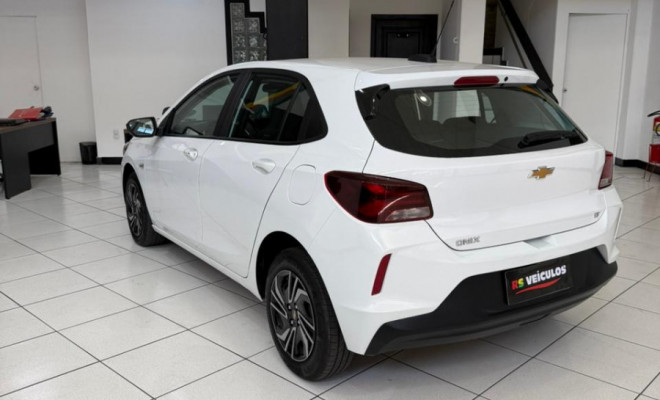 GM - Chevrolet ONIX HATCH 1.0 12V Flex 5p Mec. 2025 Flex-3