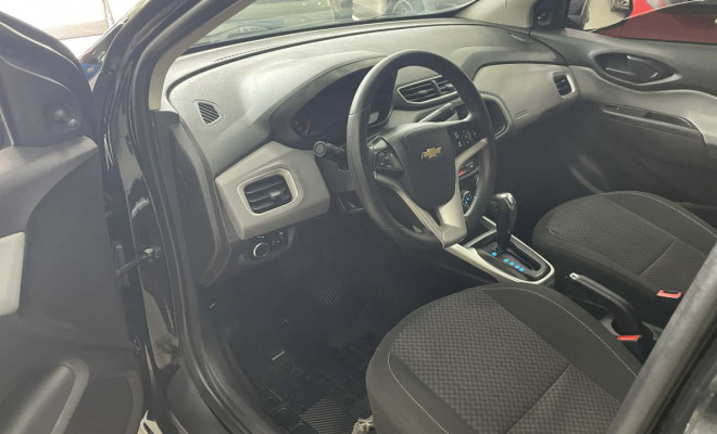 ONIX LT 1.4 Automatico-3