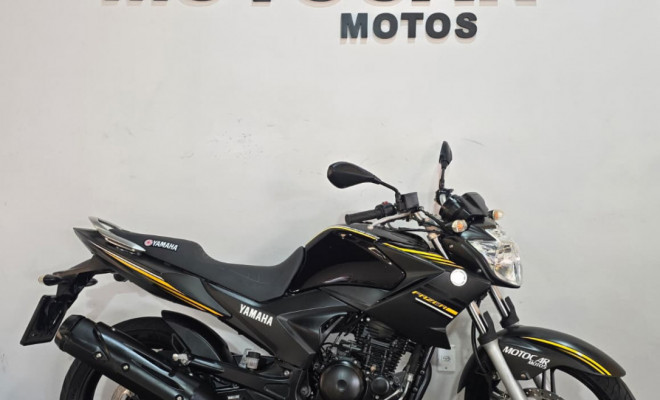 YAMAHA YS 250 FAZER/ FAZER L. EDITION /BLUEFLEX 2014 Gasolina-0