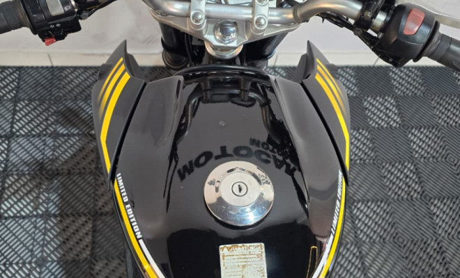 YAMAHA YS 250 FAZER/ FAZER L. EDITION /BLUEFLEX 2014 Gasolina-2