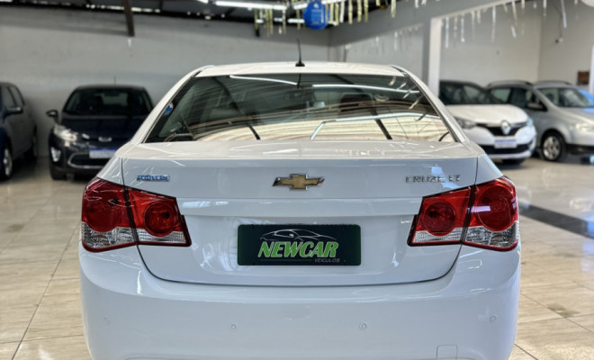 GM - Chevrolet CRUZE LT 1.8 16V FlexPower 4p Aut. 2013-4