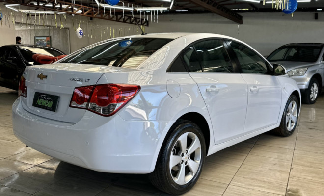 GM - Chevrolet CRUZE LT 1.8 16V FlexPower 4p Aut. 2013-3