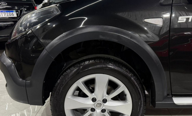 Renault SANDERO STEPWAY Hi-Power 1.6 8V 5p 2014 Flex-11