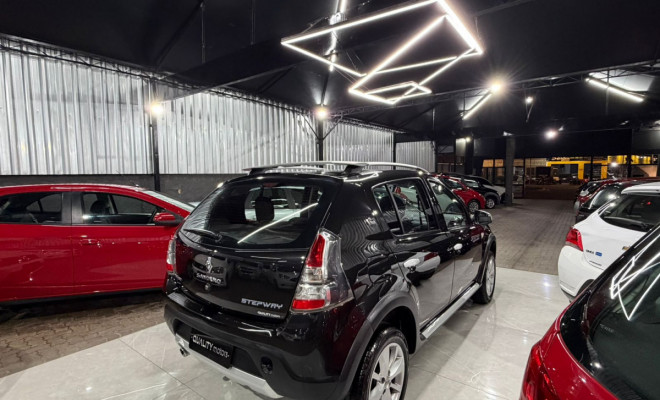 Renault SANDERO STEPWAY Hi-Power 1.6 8V 5p 2014 Flex-2