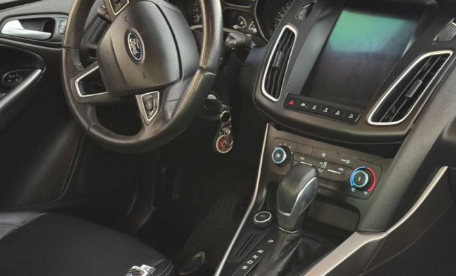 Ford Focus 2.0 16V/SE/SE Plus Flex 5p Aut. 2018 Flex-4