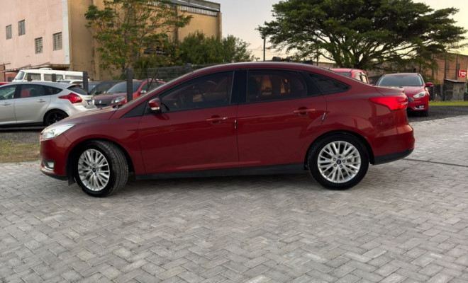Ford Focus 2.0 16V/SE/SE Plus Flex 5p Aut. 2018 Flex-0