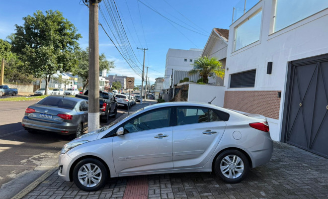 Hyundai HB20S Premium 1.6 Flex 16V Mec. 4p 2014 Flex-2