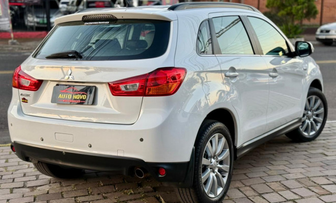 Mitsubishi ASX 2.0 16V 4x4 160cv Aut. 2015 Gasolina-4