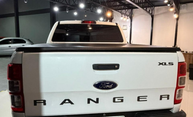 Ford Ranger XLS 2.2 4x4 CD Diesel Aut. 2017 Diesel-3