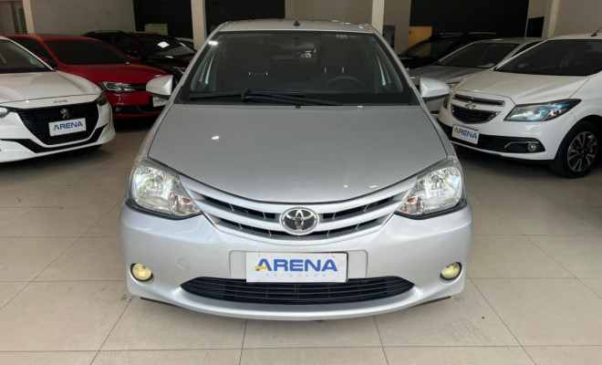 Toyota ETIOS XS 1.5 Flex 16V 5p Mec. 2014 Flex-0