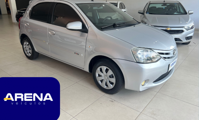 Toyota ETIOS XS 1.5 Flex 16V 5p Mec. 2014 Flex