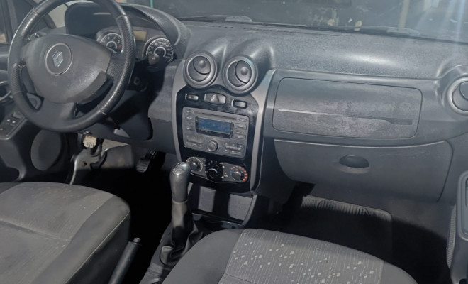Renault LOGAN Expres./Exp. UP Hi-Flex 1.0 16V 4p 2012 Flex-6