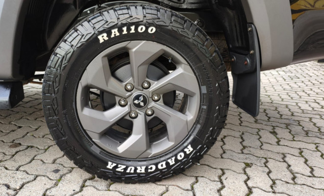 Mitsubishi L200 Tri. Outdo. GLS 2.4 CD 4x4 Die. Aut 2025 Diesel-6