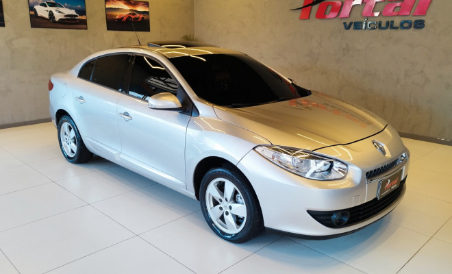 Renault FLUENCE Sed. Dynamique 2.0 16V FLEX Aut. 2013 Flex C/TETO SOLAR-0