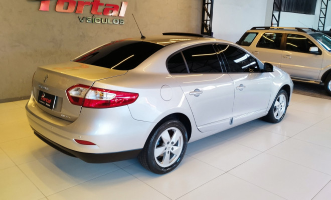 Renault FLUENCE Sed. Dynamique 2.0 16V FLEX Aut. 2013 Flex C/TETO SOLAR-3