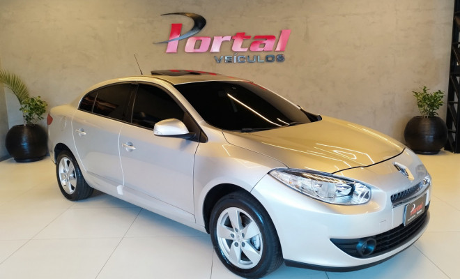 Renault FLUENCE Sed. Dynamique 2.0 16V FLEX Aut. 2013 Flex C/TETO SOLAR