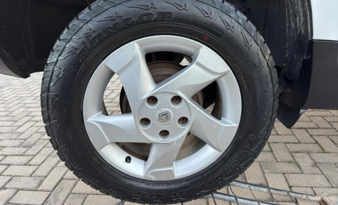 Renault DUSTER Expression 1.6 Hi-Flex 16V Mec. 2015 Flex-10