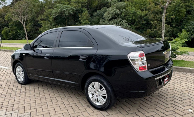 GM - Chevrolet COBALT LTZ 1.8 8V Econo.Flex 4p Mec. 2013 Flex-2