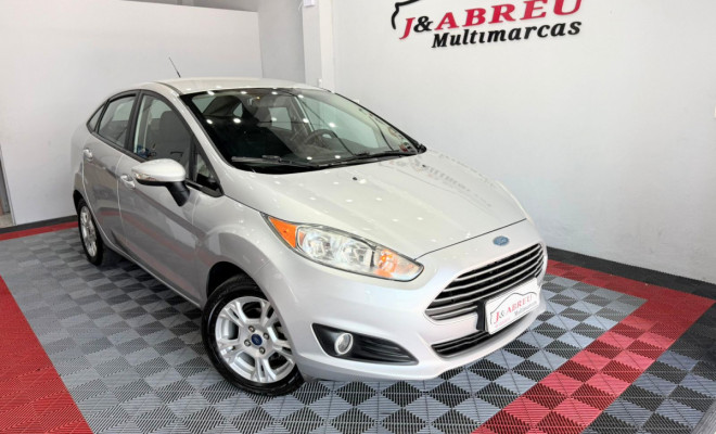 Ford Fiesta Sedan 1.6 16V Flex Mec. 2015 Flex