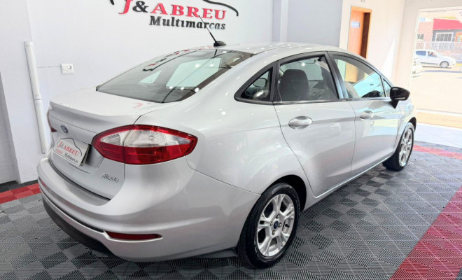 Ford Fiesta Sedan 1.6 16V Flex Mec. 2015 Flex-4