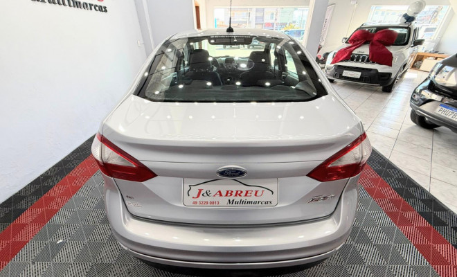 Ford Fiesta Sedan 1.6 16V Flex Mec. 2015 Flex-3
