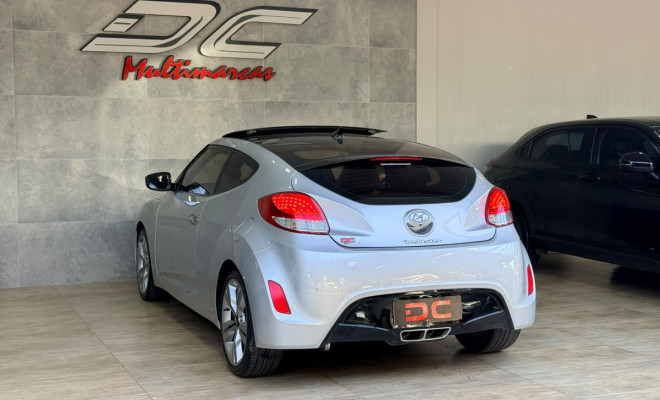 Hyundai Veloster 1.6 16V  140cv Aut. 2013 Gasolina-2