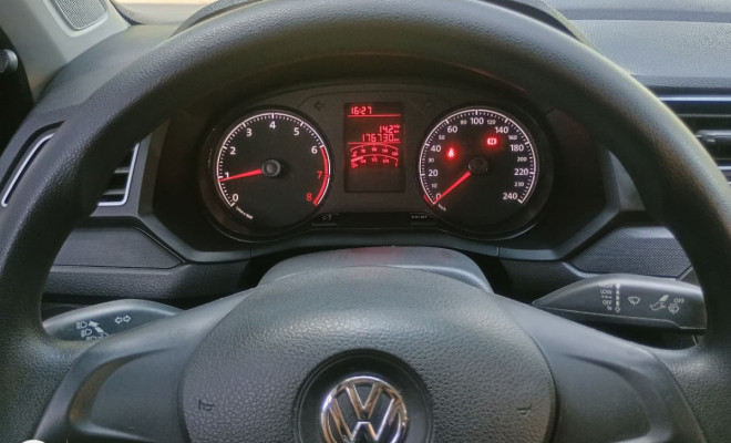 VW - VolksWagen VOYAGE 1.6 MSI Flex 8V 4p 2019 Flex-9