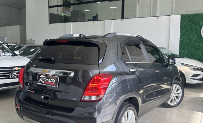 GM - Chevrolet TRACKER LTZ 1.4 Turbo 16V Flex 4x2 Aut. 2017 Flex-1