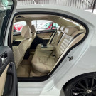 VW - VolksWagen JETTA Highline 2.0 TSI 16V 4p Tiptronic 2014 Gasolina-10