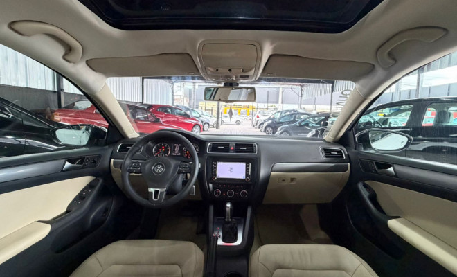 VW - VolksWagen JETTA Highline 2.0 TSI 16V 4p Tiptronic 2014 Gasolina-5