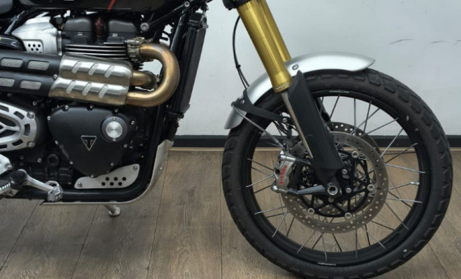 TRIUMPH SCRAMBLER 1200 XE 2025 Gasolina-6
