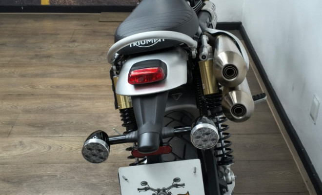TRIUMPH SCRAMBLER 1200 XE 2025 Gasolina-10