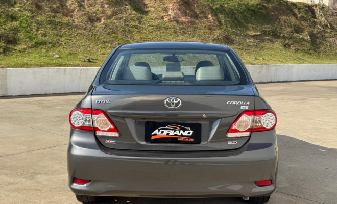 Toyota Corolla XEi 2.0 Aut. 2014 — O Sedã Mais Desejado do Brasil!-1