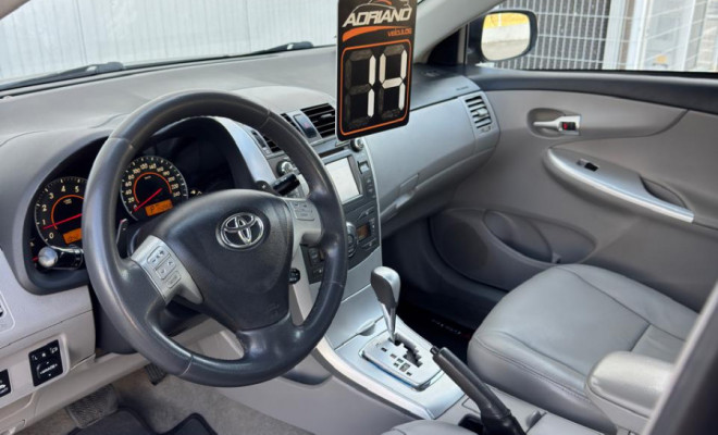 Toyota Corolla XEi 2.0 Aut. 2014 — O Sedã Mais Desejado do Brasil!-7