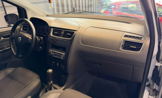 VW - VolksWagen Fox PRIME/Higli. 1.6 Total Flex 8V 5p 2010 Flex-11