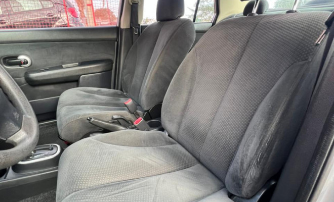 Nissan TIIDA SL 1.8/1.8 Flex 16V Aut. 2013 Gasolina-8