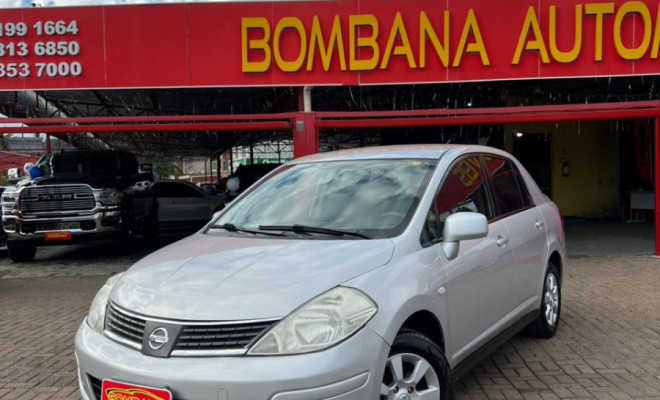 Nissan TIIDA SL 1.8/1.8 Flex 16V Aut. 2013 Gasolina