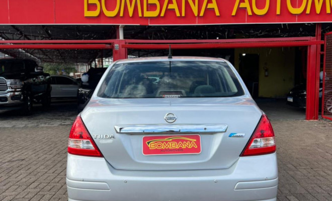 Nissan TIIDA SL 1.8/1.8 Flex 16V Aut. 2013 Gasolina-2