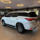 Toyota Hilux CD SRX 4x4 2.8 TDI 16V Diesel Aut. 2017 Diesel-3