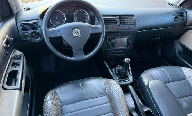 VW - VolksWagen Golf Sportline 1.6l 8v 2009 Flex-5