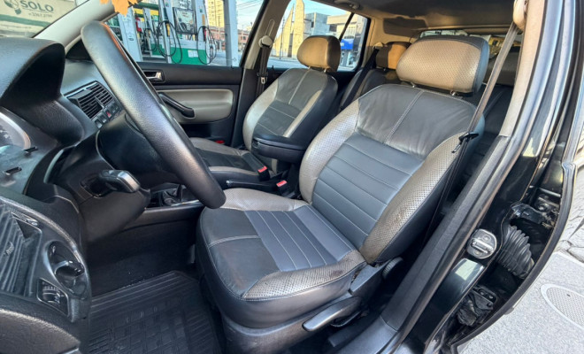 VW - VolksWagen Golf Sportline 1.6l 8v 2009 Flex-6