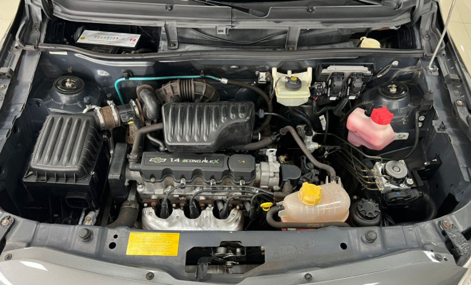 GM - Chevrolet AGILE LTZ 1.4 MPFI 8V FlexPower 5p 2010 Flex-9