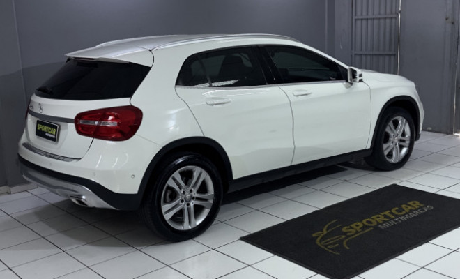 Mercedes-Benz GLA 200 Enduro 1.6 TB 16V Flex Aut. 2017 Flex-8