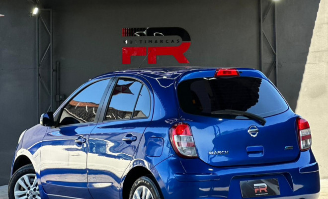 Nissan MARCH S 1.0 16V Flex Fuel 5p 2014 Flex-4