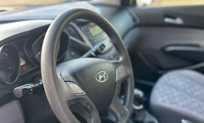 Hyundai HB20S C.Plus/C.Style 1.6 Flex 16V Mec.4p 2016 Flex-6