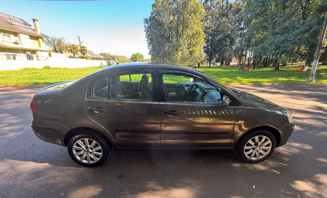 VW - VolksWagen Polo 1.6 Mi/S.Ouro 1.6 Mi Tot.Flex 8V 5p 2009 Flex-5