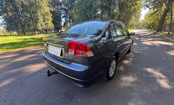 Honda Civic Sedan LXL 1.7 16V 130cv Aut 4p 2006 Gasolina-2