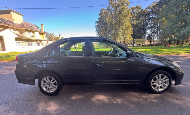 Honda Civic Sedan LXL 1.7 16V 130cv Aut 4p 2006 Gasolina-3