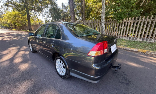 Honda Civic Sedan LXL 1.7 16V 130cv Aut 4p 2006 Gasolina-1